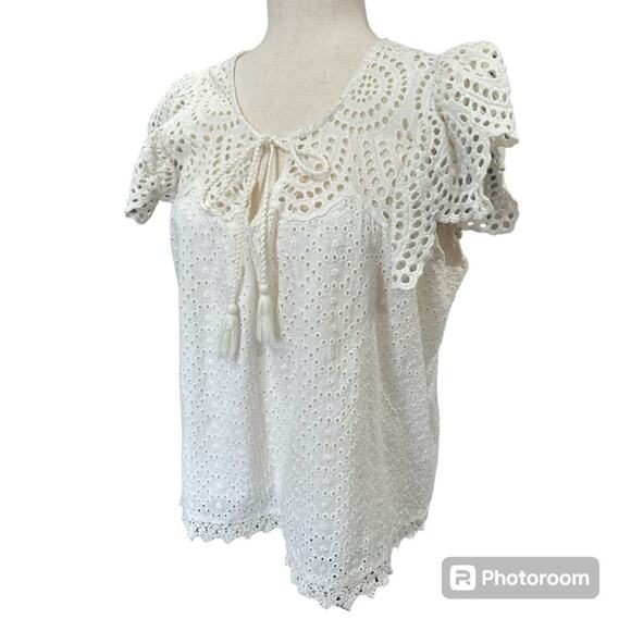 Jennifer & Grace Ivory Cotton Eyelet Ruffled Top Size M - Picture 2 of 8